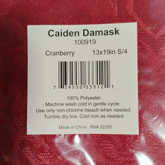 Elrene Caiden Elegance Damask Placemats 13"x19" Cranberry Jacquard (Set of 4) - Picture 6 of 6